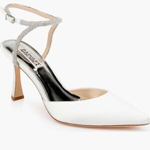 Badgley Mischka ‘Kamilah’ Ankle Strap Pump